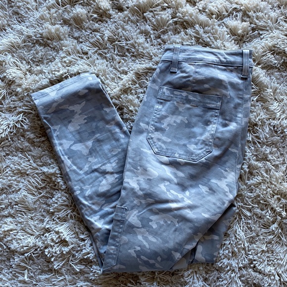 Banana Republic Cargo Pants - Picture 1 of 3